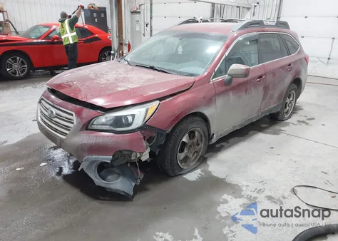 2015 Subaru Outback 2.5I Premium z USA, uszkodzony, nr VIN 4S4BSACC2F3207698